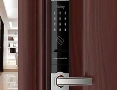 红岗24小时上门开锁公司