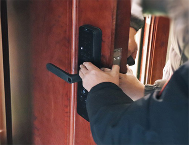 红岗24小时上门开锁公司